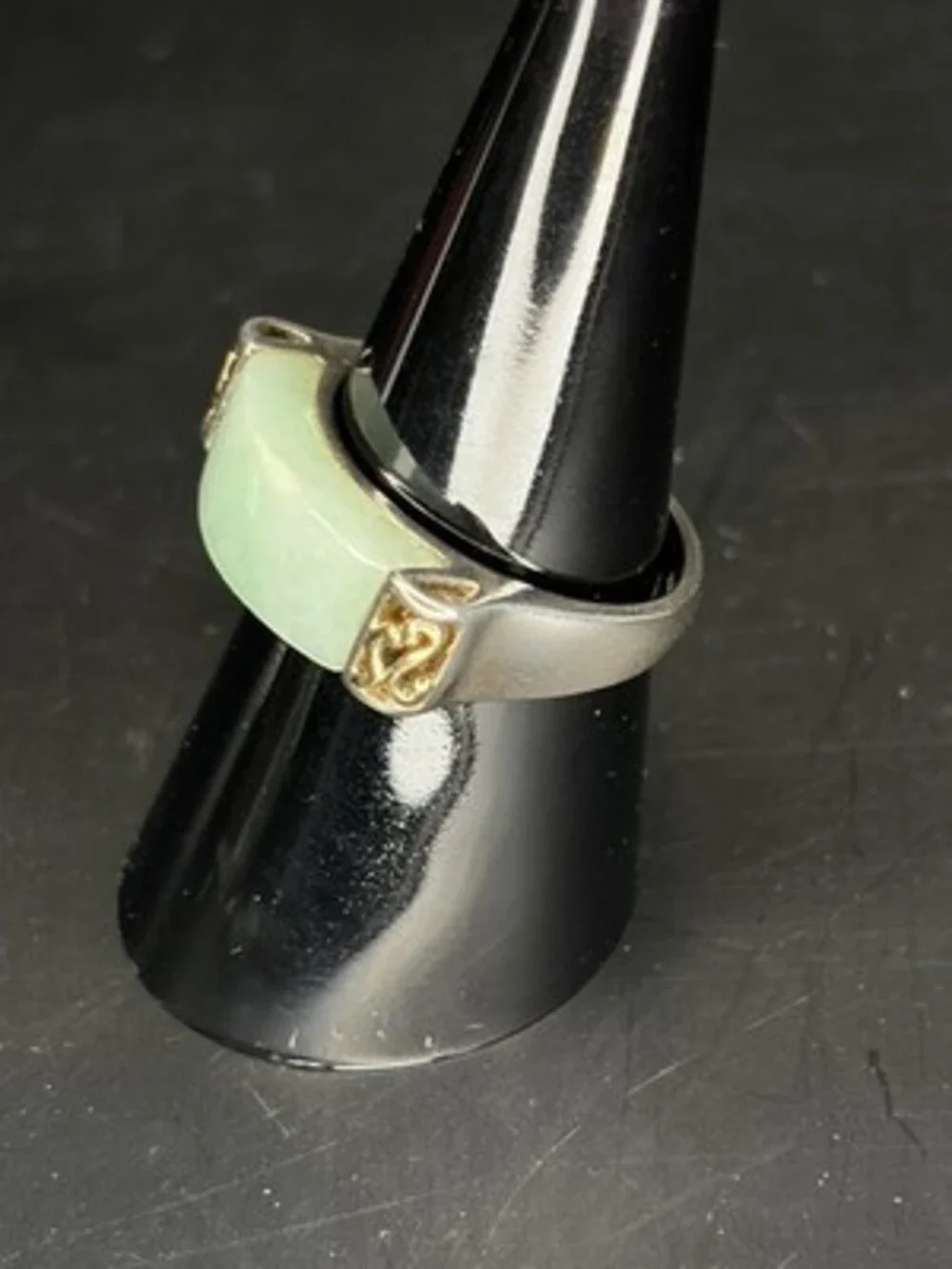 Designer Signed 925 Sterling Silver 14K Gold Green Jade Ring Size 8